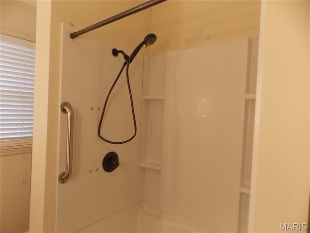 647 County Road 470, Poplar Bluff, MO 63901