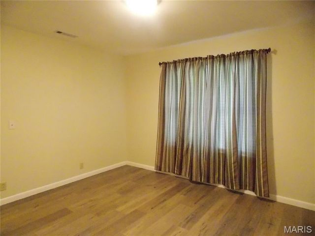 647 County Road 470, Poplar Bluff, MO 63901