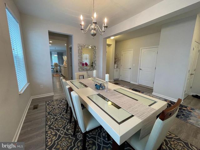 1728 HUDGINS FARM CIR, Fredericksburg, VA 22408