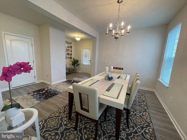 1728 HUDGINS FARM CIR, Fredericksburg, VA 22408