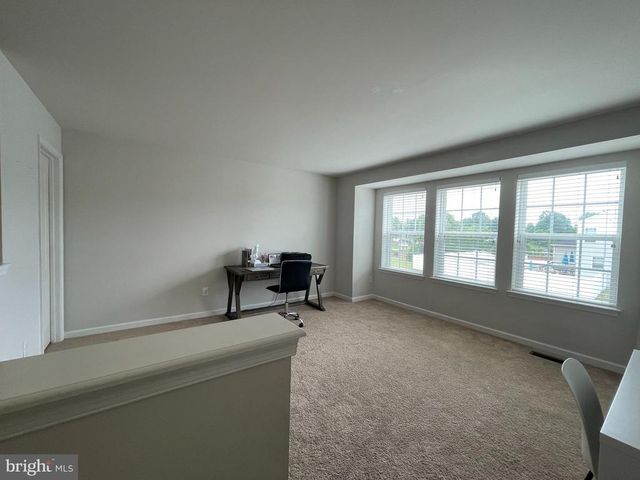 1728 HUDGINS FARM CIR, Fredericksburg, VA 22408