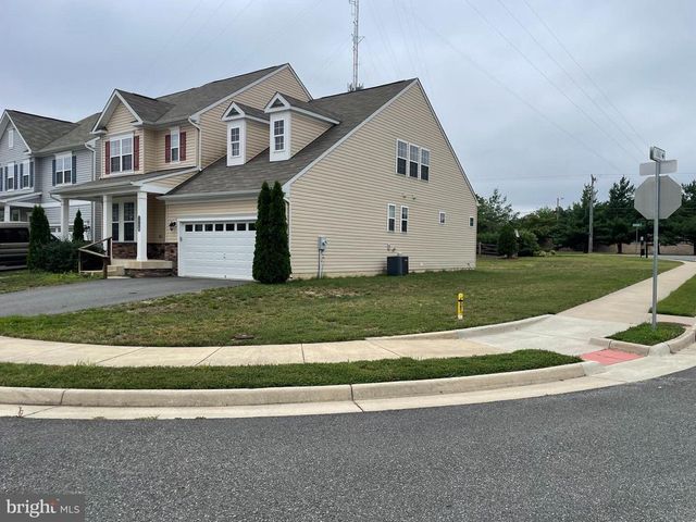 1728 HUDGINS FARM CIR, Fredericksburg, VA 22408