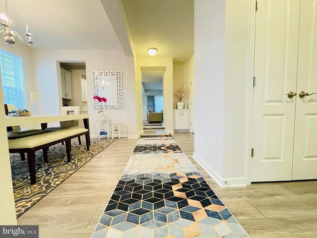 1728 HUDGINS FARM CIR, Fredericksburg, VA 22408