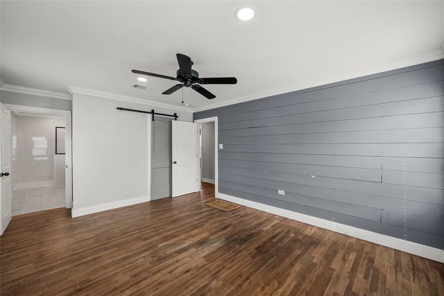 2704 Herring Avenue, Waco, TX 76708