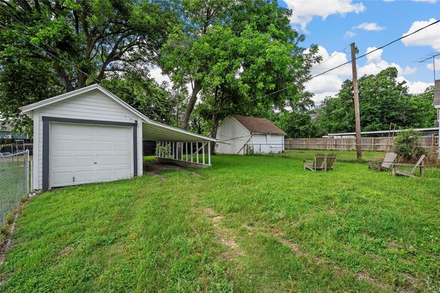 2704 Herring Avenue, Waco, TX 76708