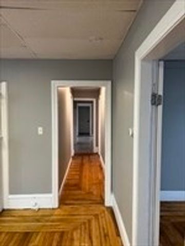 48 Providence St 1, Worcester, MA 01604