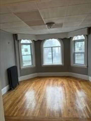 48 Providence St 1, Worcester, MA 01604