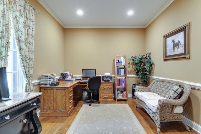 226 N WHITE STATION RD, Memphis, TN 38117