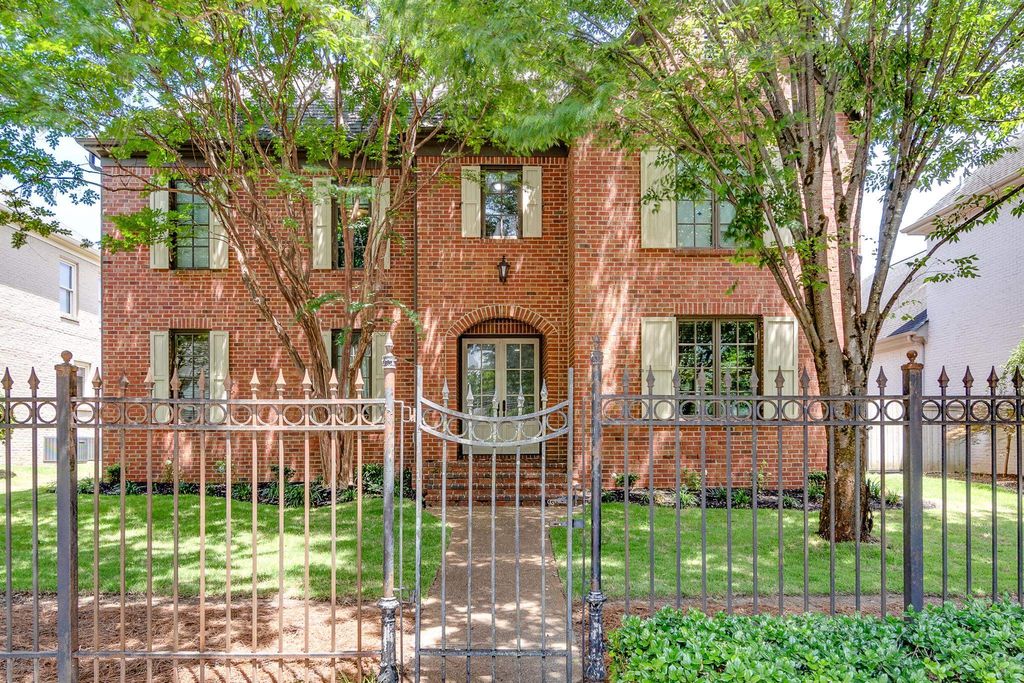 226 N WHITE STATION RD, Memphis, TN 38117