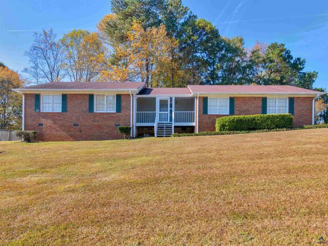 222 Farmbrook Parkway, Stockbridge, GA 30281