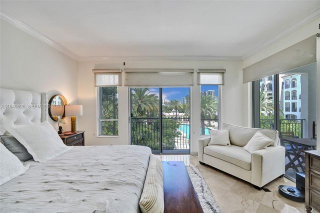 3700 Island Boulevard C206, Aventura, FL 33160