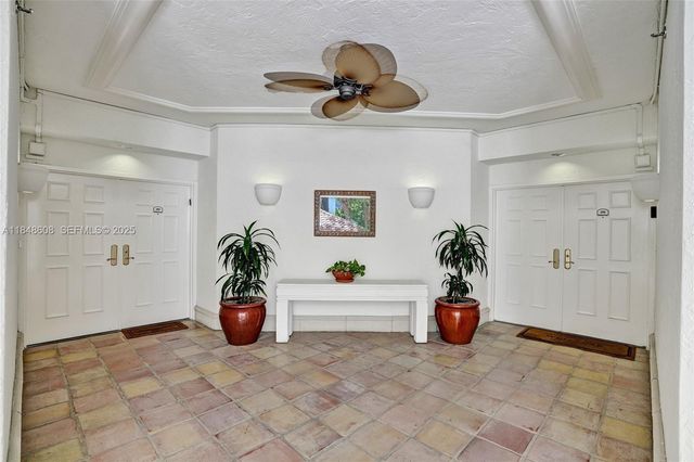 3700 Island Boulevard C206, Aventura, FL 33160