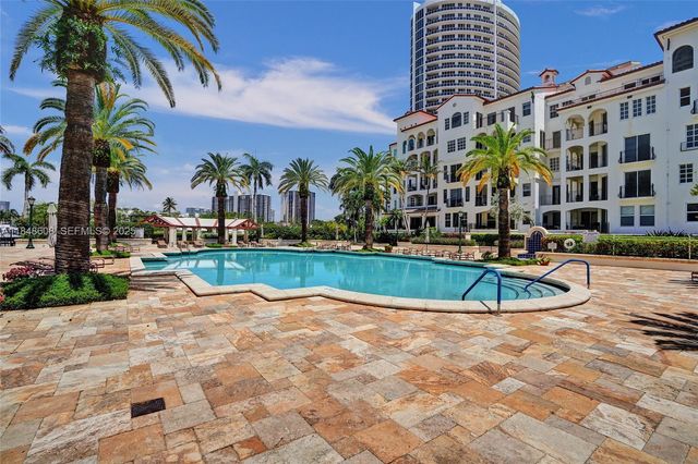 3700 Island Boulevard C206, Aventura, FL 33160