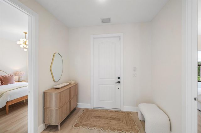 7606 S Olive Avenue, West Palm Beach, FL 33405