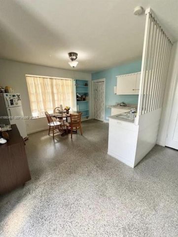 4265 SW 51st Street 1-3, Dania Beach, FL 33314