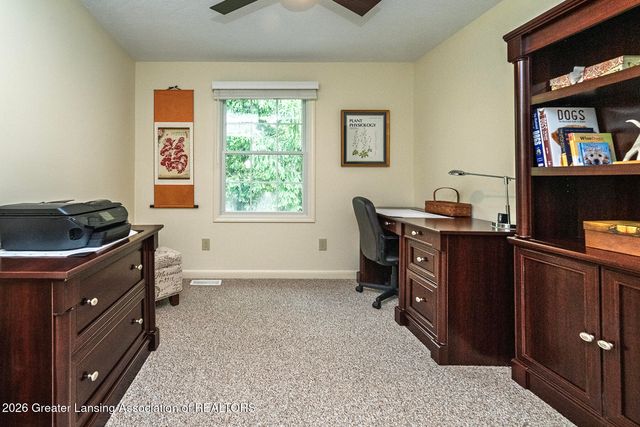 1812 Burrwood Circle, East Lansing, MI 48823