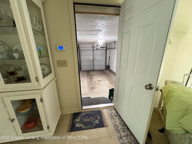1812 Burrwood Circle, East Lansing, MI 48823