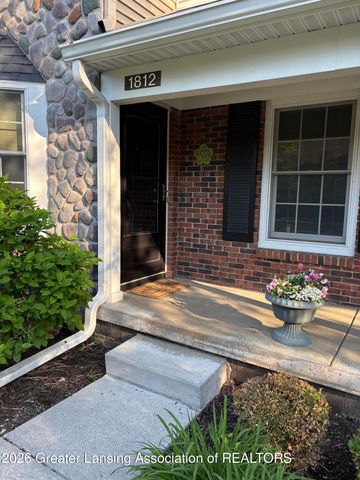 1812 Burrwood Circle, East Lansing, MI 48823