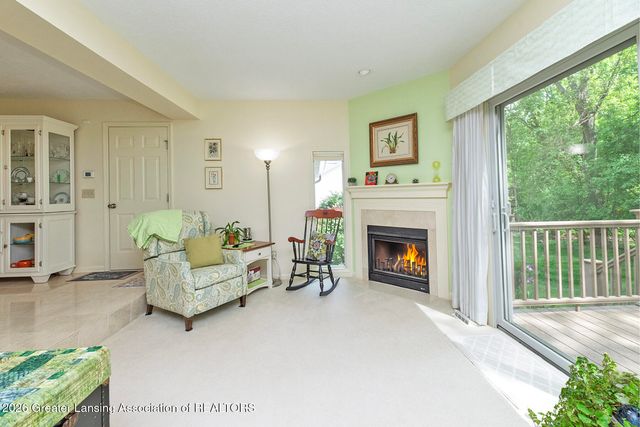 1812 Burrwood Circle, East Lansing, MI 48823
