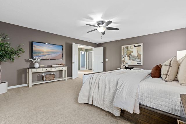 626 Eastgate Parkway, Mahtomedi, MN 55115