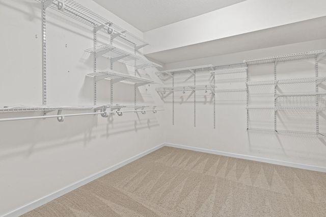 626 Eastgate Parkway, Mahtomedi, MN 55115