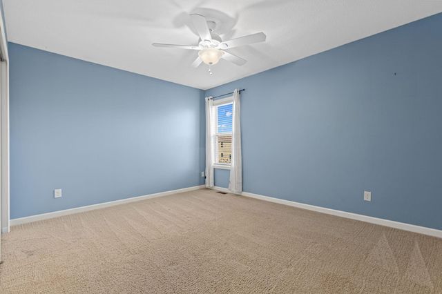 626 Eastgate Parkway, Mahtomedi, MN 55115