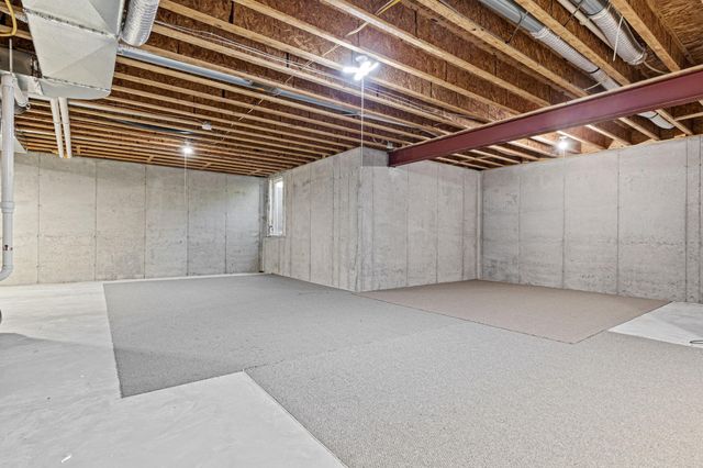 626 Eastgate Parkway, Mahtomedi, MN 55115