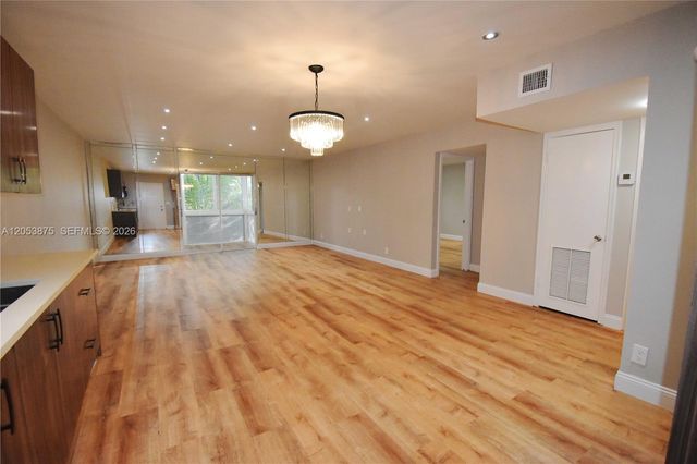 2291 NW 48th Terrace 214, Lauderhill, FL 33313