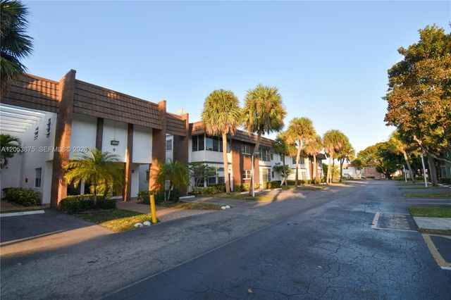 2291 NW 48th Terrace 214, Lauderhill, FL 33313