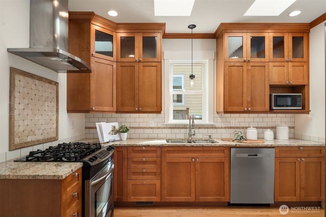 1826 31st Avenue, Seattle, WA 98122