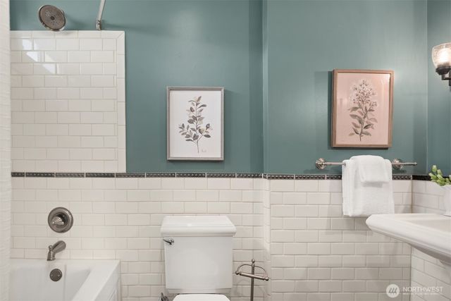 1826 31st Avenue, Seattle, WA 98122