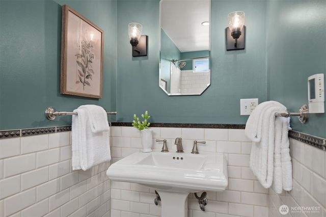 1826 31st Avenue, Seattle, WA 98122