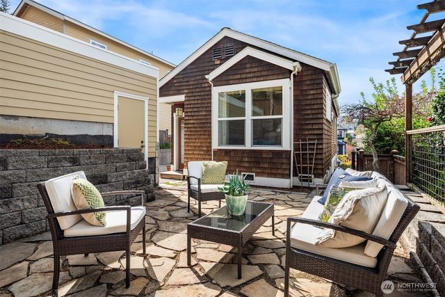 1826 31st Avenue, Seattle, WA 98122