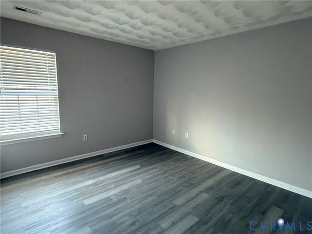 9331 Alcove Grove Rd, Chesterfield, VA 23832