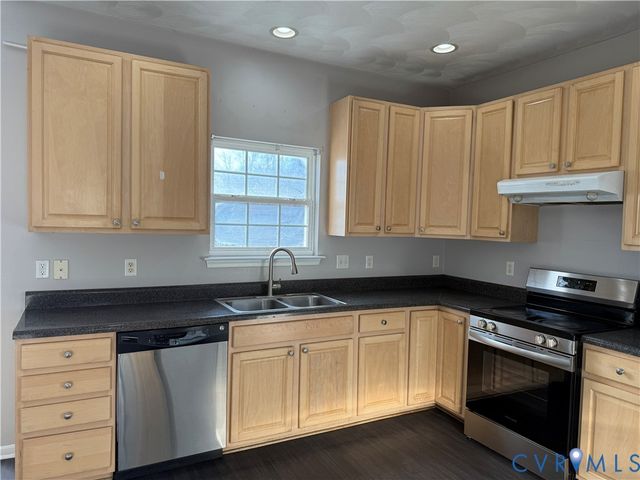 9331 Alcove Grove Rd, Chesterfield, VA 23832