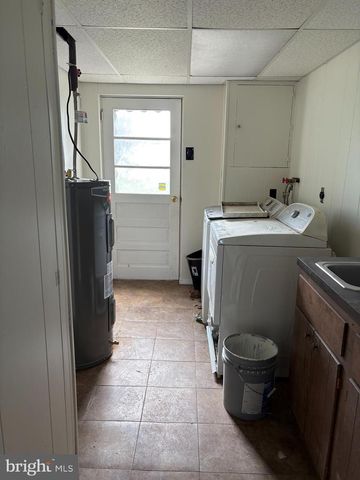 479 SUE DR, Hummelstown, PA 17036