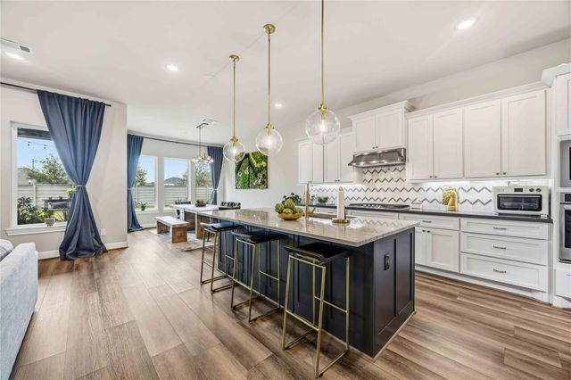 4711 Arbor Hollow Drive, Manvel, TX 77578