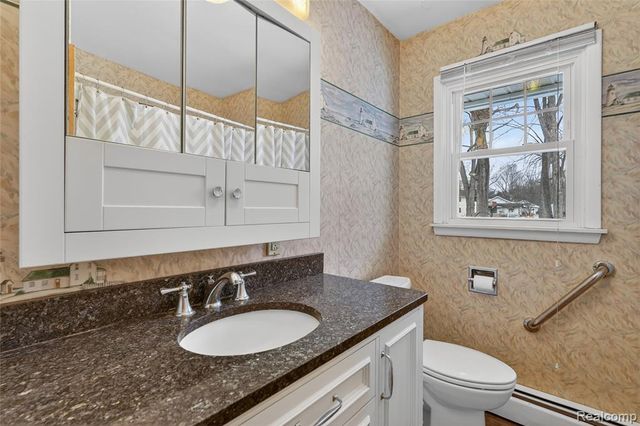 4021 Triwood Road, Bridgeport, MI 48722