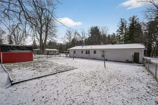 4021 Triwood Road, Bridgeport, MI 48722