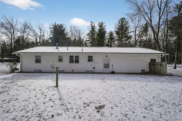4021 Triwood Road, Bridgeport, MI 48722