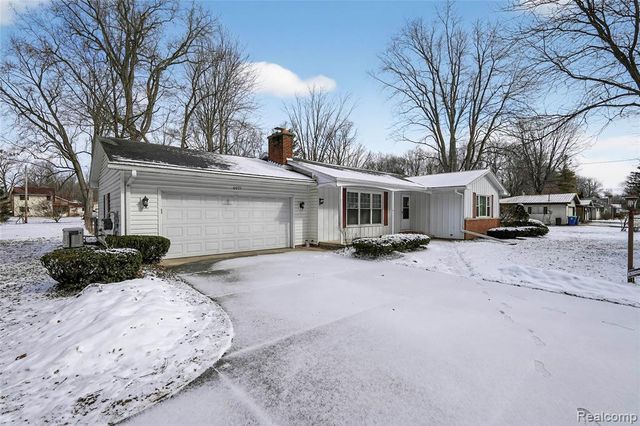 4021 Triwood Road, Bridgeport, MI 48722