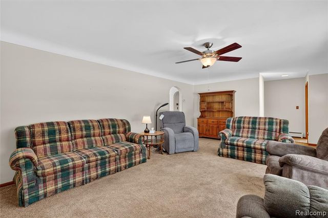 4021 Triwood Road, Bridgeport, MI 48722