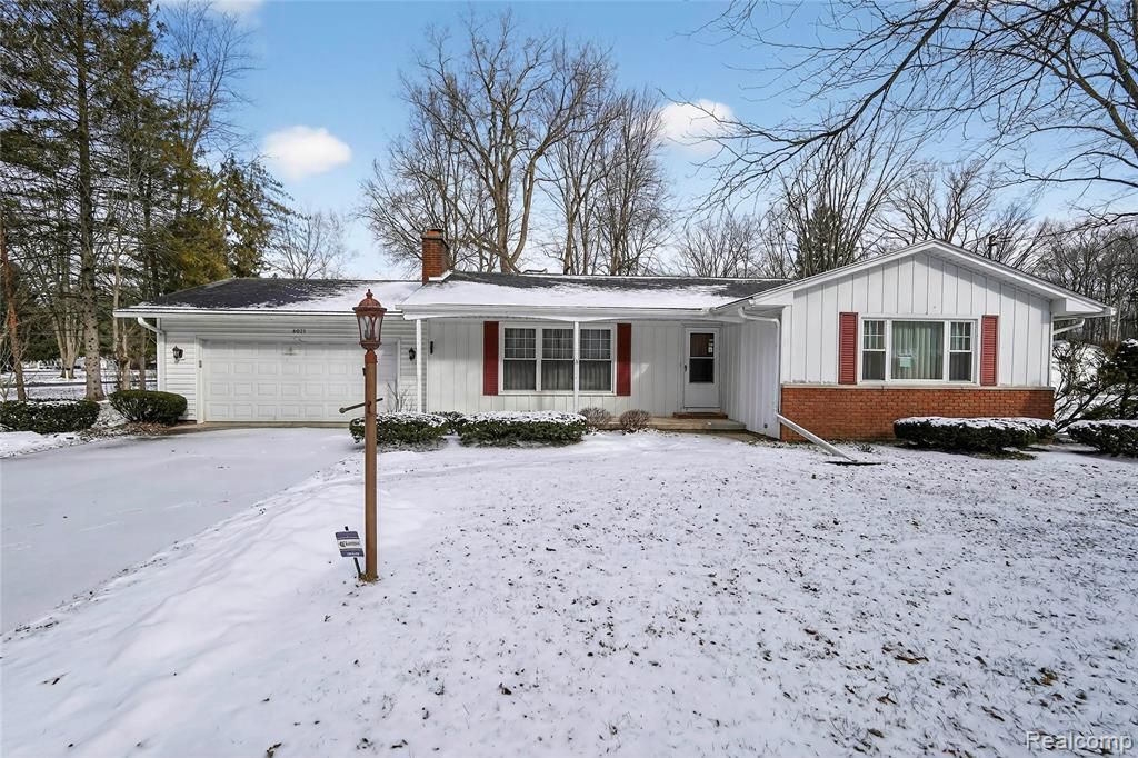 4021 Triwood Road, Bridgeport, MI 48722