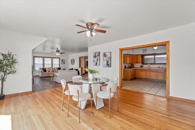2704 N 46th STREET, Milwaukee, WI 53210