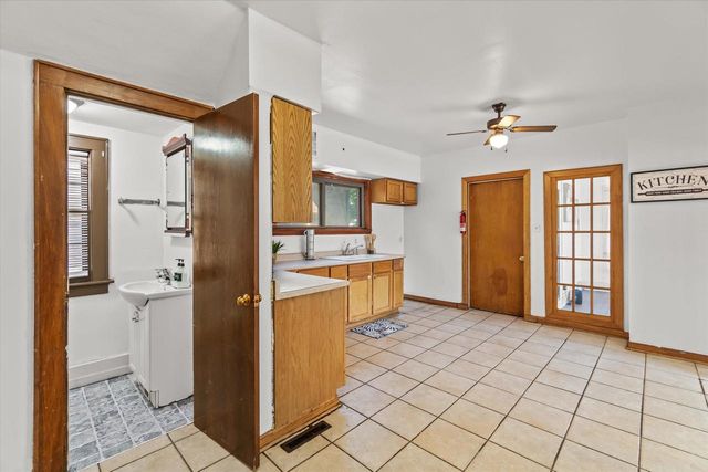 2704 N 46th STREET, Milwaukee, WI 53210
