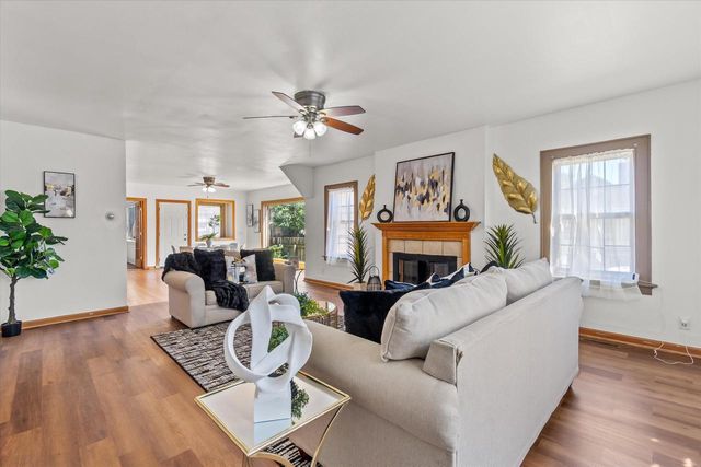 2704 N 46th STREET, Milwaukee, WI 53210