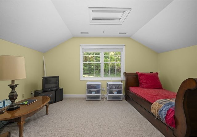 4 Apple Seed Drive 4, Shrewsbury, MA 01545