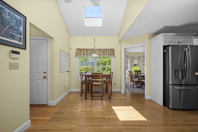 4 Apple Seed Drive 4, Shrewsbury, MA 01545
