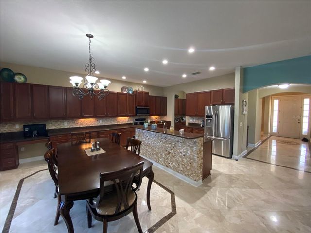 10503 PALM COVE AVENUE, Tampa, FL 33647