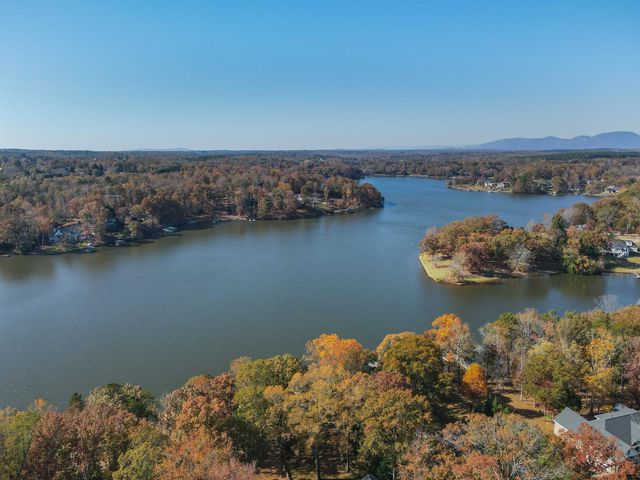 273 Sunward Path, Inman, SC 29349